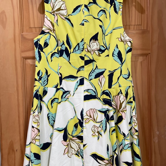 Karen Millen Size 10 Dress - Picture 3 of 3
